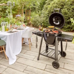 Grill Holzkohlegrill Grillwagen BBQ Barbecue Gusseisen Schwarz GRILLCHEF Kamado 23 Grill Holzkohlegrill Grillwagen BBQ Barbecue Gusseisen Schwarz GRILLCHEF Kamado -Günstiges Laube Lust Geschäft 652aa2ddc11e3c5dd99de502e9e8ac03