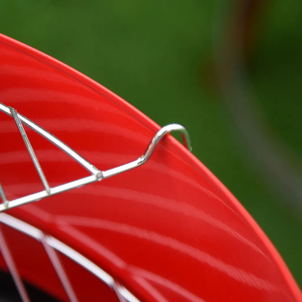 Outsunny Holzkohlegrill Rundgrill Standgrill Auf Rollen Mit Ablage Rost BBQ Metall Rot L70 X B51 X H75,5cm 11 Outsunny Holzkohlegrill Rundgrill Standgrill Auf Rollen Mit Ablage Rost BBQ Metall Rot L70 X B51 X H75,5cm – Bild 9