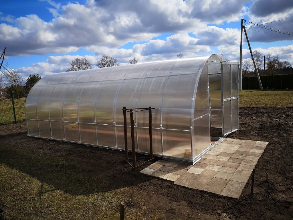 Gewächshaus KLASIKA TUBE 3x6m Mit Fundamenten Und 4mm Polycarbonat; 13 Gewächshaus KLASIKA TUBE 3x6m Mit Fundamenten Und 4mm Polycarbonat; – Bild 11