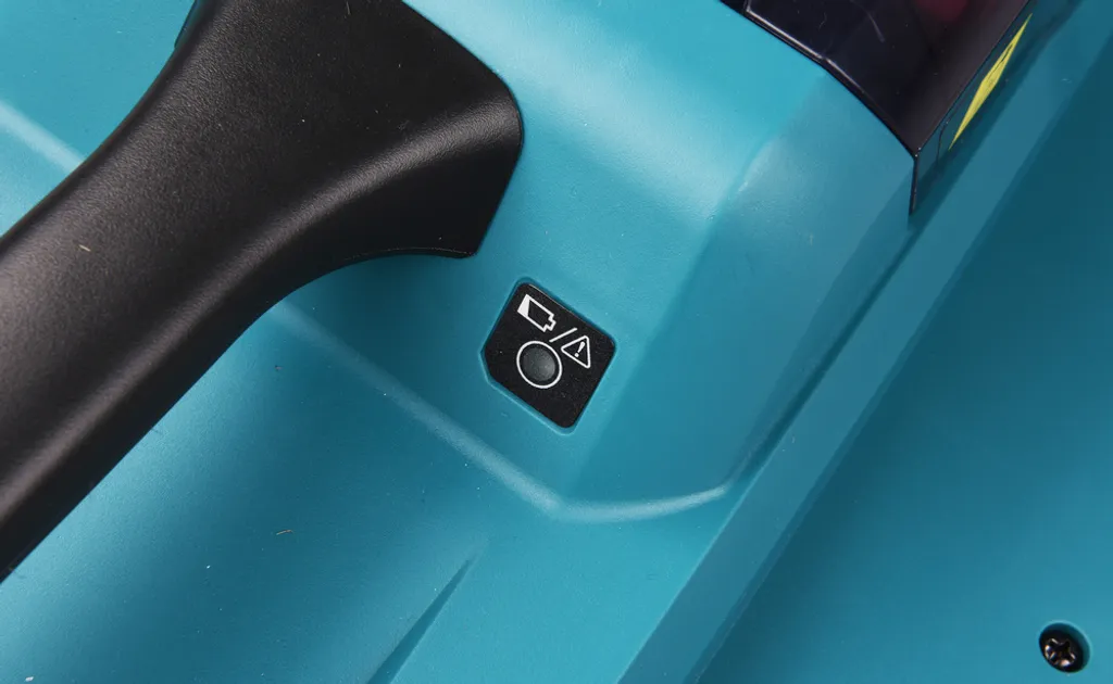 Makita 18V Akku-Rasenmäher DLM330RM 33cm | 1x Akku 4,0 Ah 11 Makita 18V Akku-Rasenmäher DLM330RM 33cm | 1x Akku 4,0 Ah – Bild 9