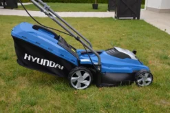 HYUNDAI Elektro-Rasenmäher LM3301E Mit Mulchfunktion (Schnittbreite 33 Cm, 5-fache Höhenverstellung 25-65 Mm, 1300W, 35L Fangkorb, , Elektro-Mäher, Mulchmäher, Mulcher) 19 HYUNDAI Elektro-Rasenmäher LM3301E Mit Mulchfunktion (Schnittbreite 33 Cm, 5-fache Höhenverstellung 25-65 Mm, 1300W, 35L Fangkorb, , Elektro-Mäher, Mulchmäher, Mulcher) -Günstiges Laube Lust Geschäft cf912598abd99da62be6f7f898b5d75f